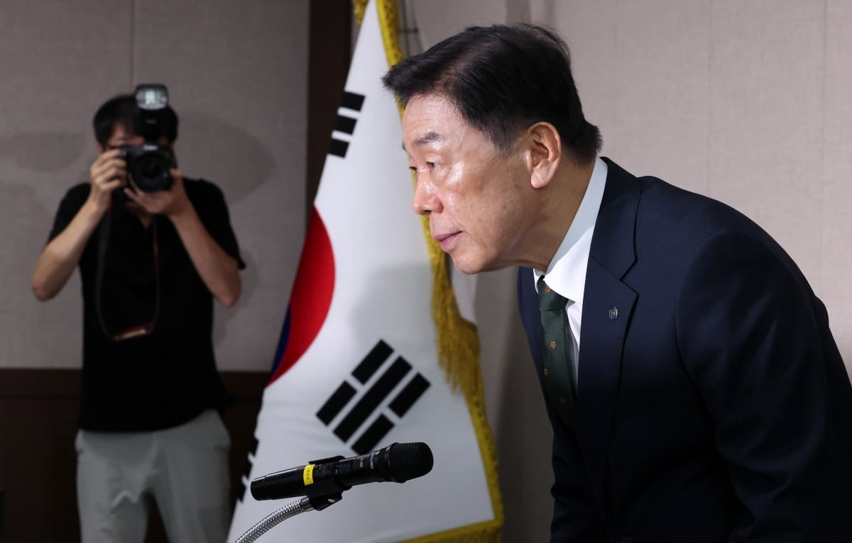 김형석 독립기념관장 기념사 논란