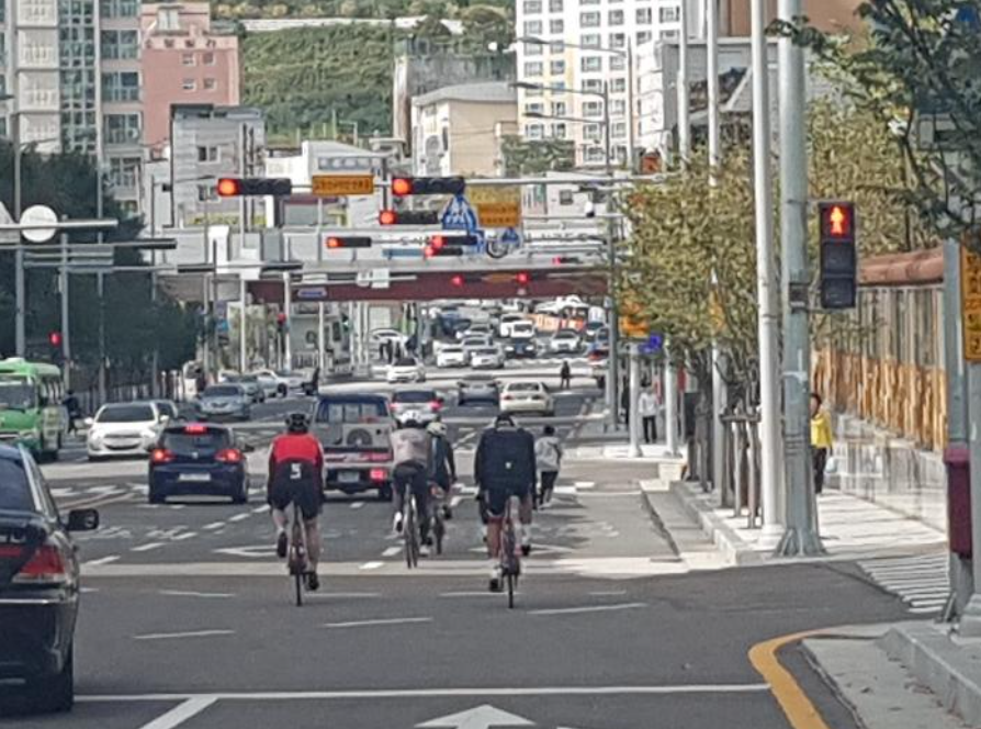 청소년 자라니, 도로는 놀이터가 아닙니다