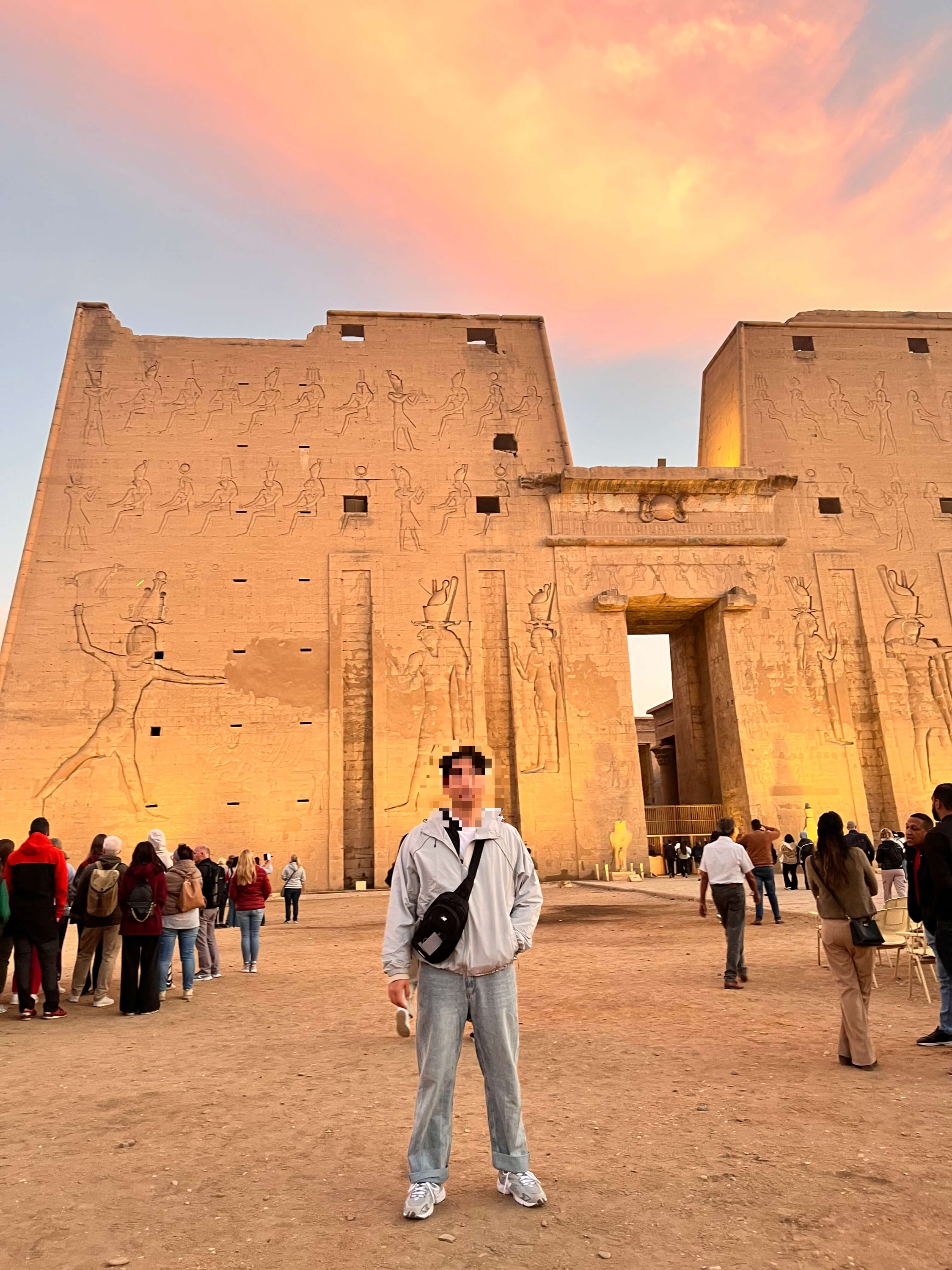 에드푸 신전(Temple of Edfu)