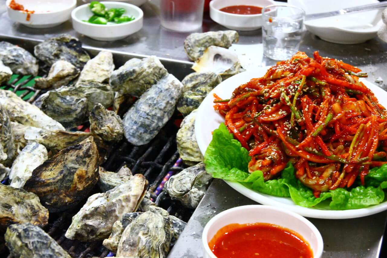 생방송오늘저녁 굴구이 전남 여수 위대한 일터 맛집