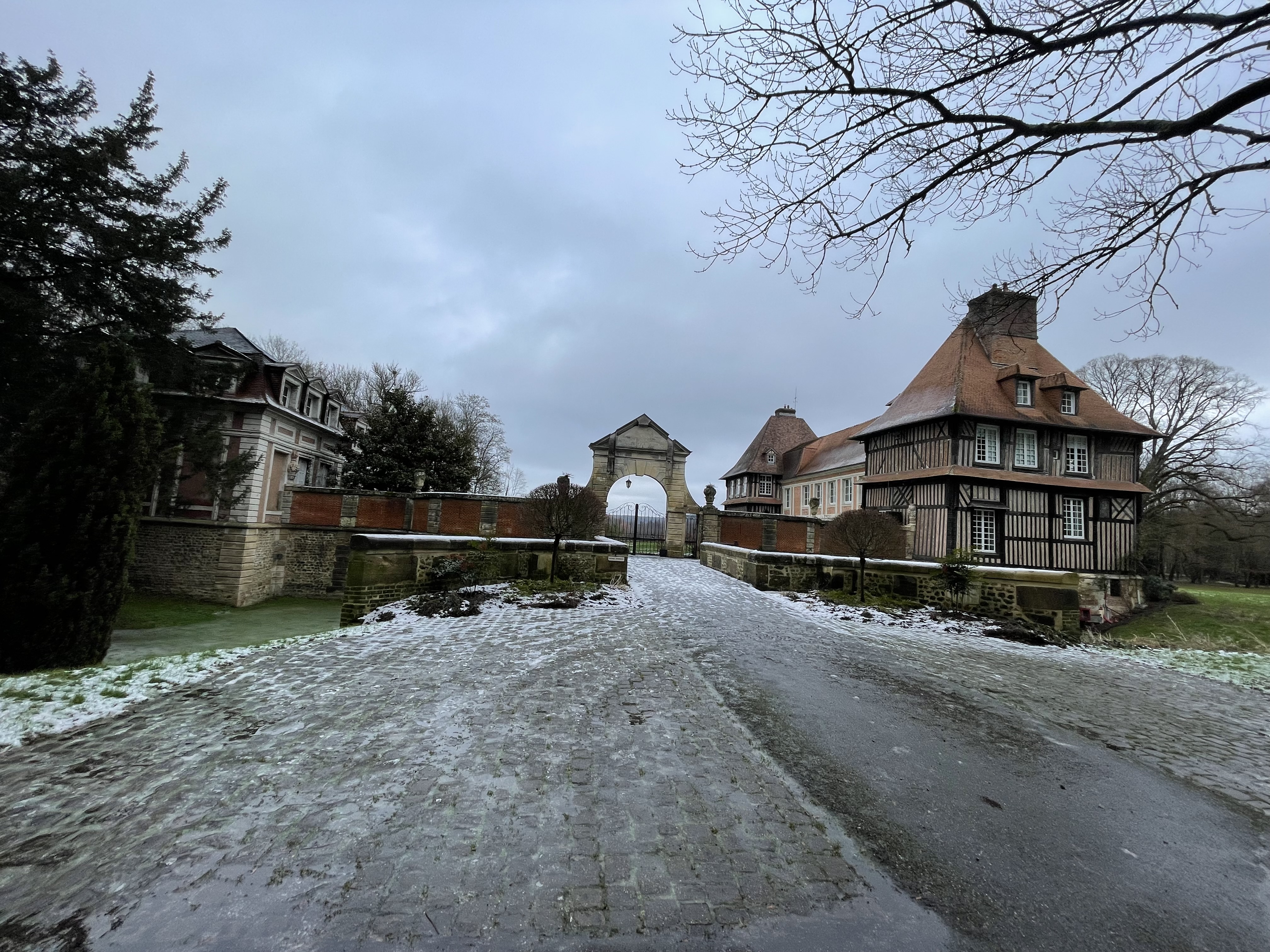 Ch&acirc;teau du Breuil 숙성 창고 건물