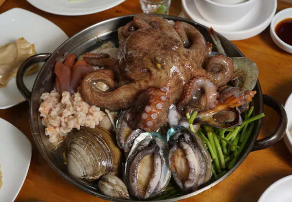 생생정보 대결 맛 대 맛 통문어 얼큰 해물탕 vs 통문어 매콤 해물찜 음식점 위치