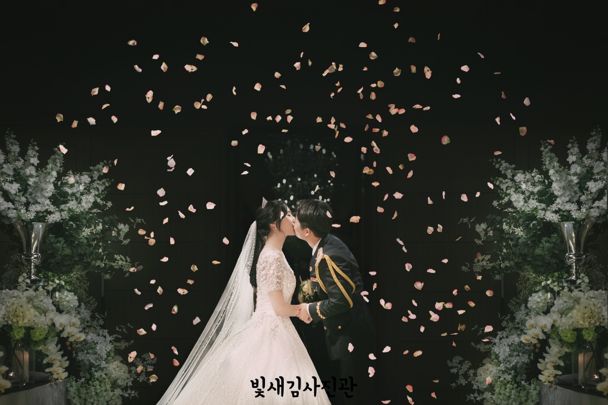 엠플러스웨딩홀 본식스냅 서브스냅 추천 후기 플라워샤워