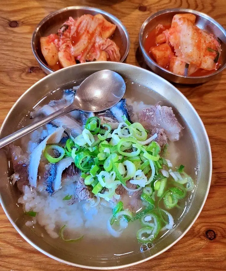 전참시 전지적참견시점 이영자 직접 끓인 보리차 청담부부 정우성 이정재 웃게한 디저트 맛집 80년 노포 방짜유기 한우 곰탕, 수육 여의도 국회의사당역 곰탕집 맛집 소개