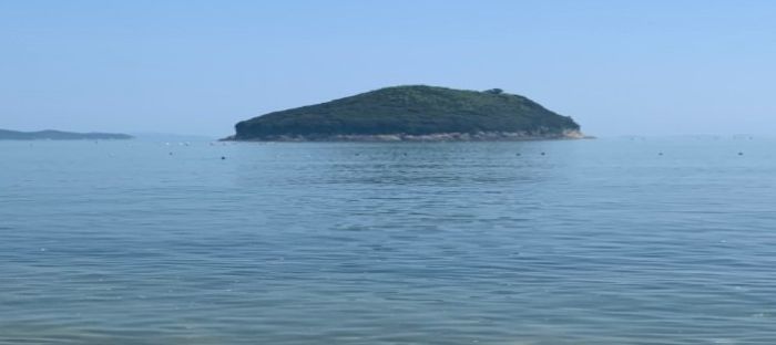 거금도 바다앞 조그마한 섬
