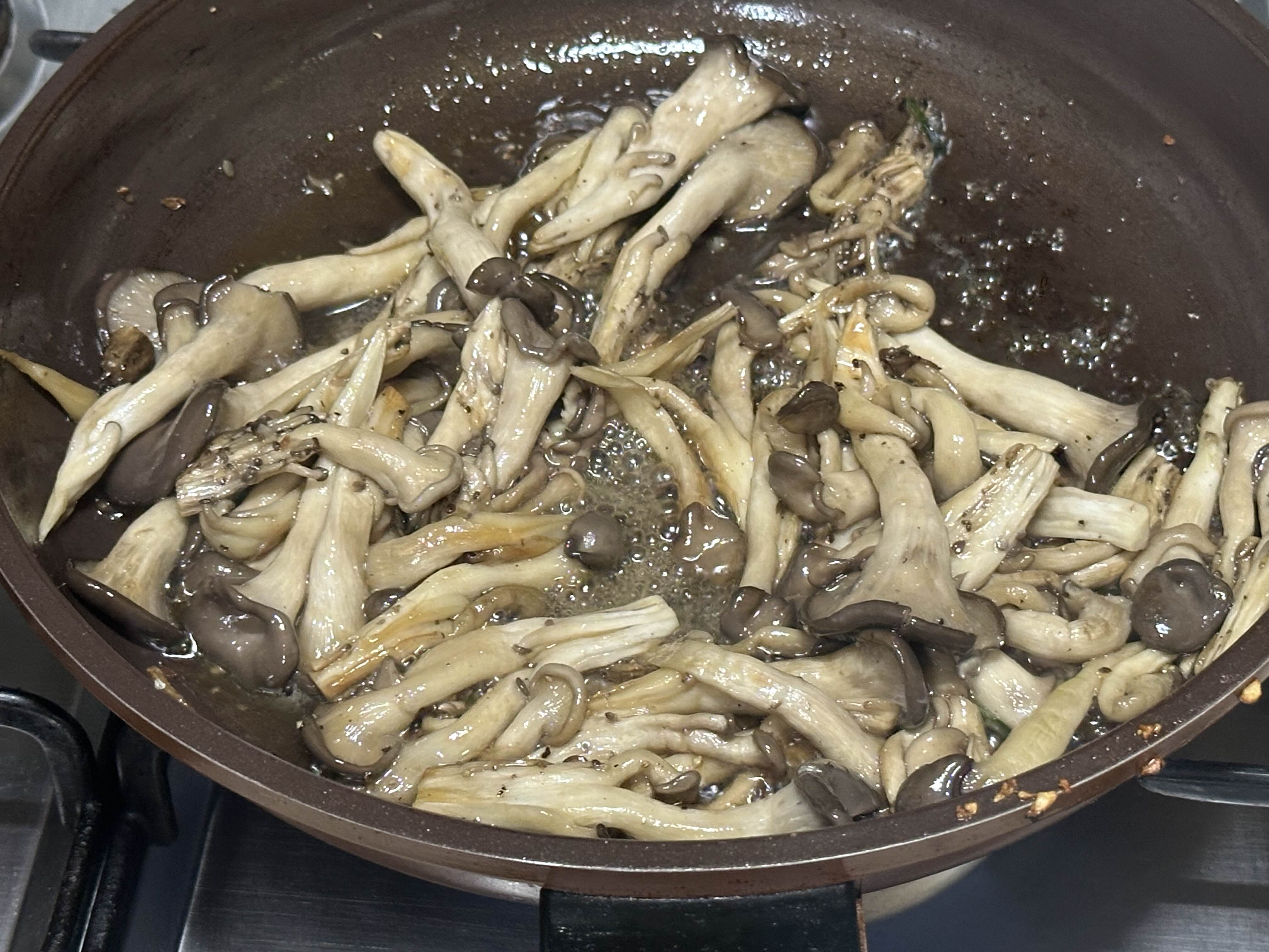 쪽파 버섯 샌드위치 버섯 볶기 (4)