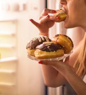 The Importance of Chewing Slowly: Understanding the Relationship Between Meal Pace and Diabetes Prevention.