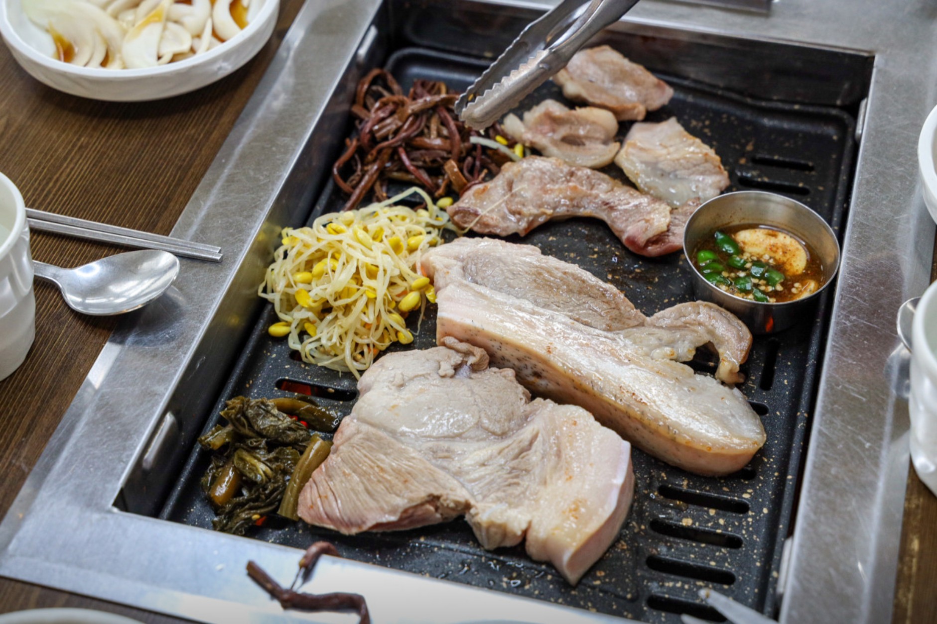 표선-흑돼지삼형제-썸네일1