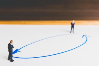 2025 청년창업 정부지원금 신청 전 꼭 확인할 5가지