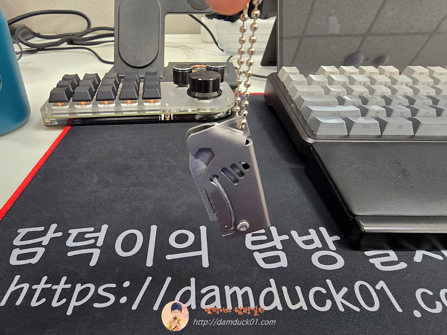 미니 접는 칼 스테인리스 스틸 상자 오프닝 칼 D2 강철 대포 휴대용 날카로운 접는 칼 키 교수형 체인