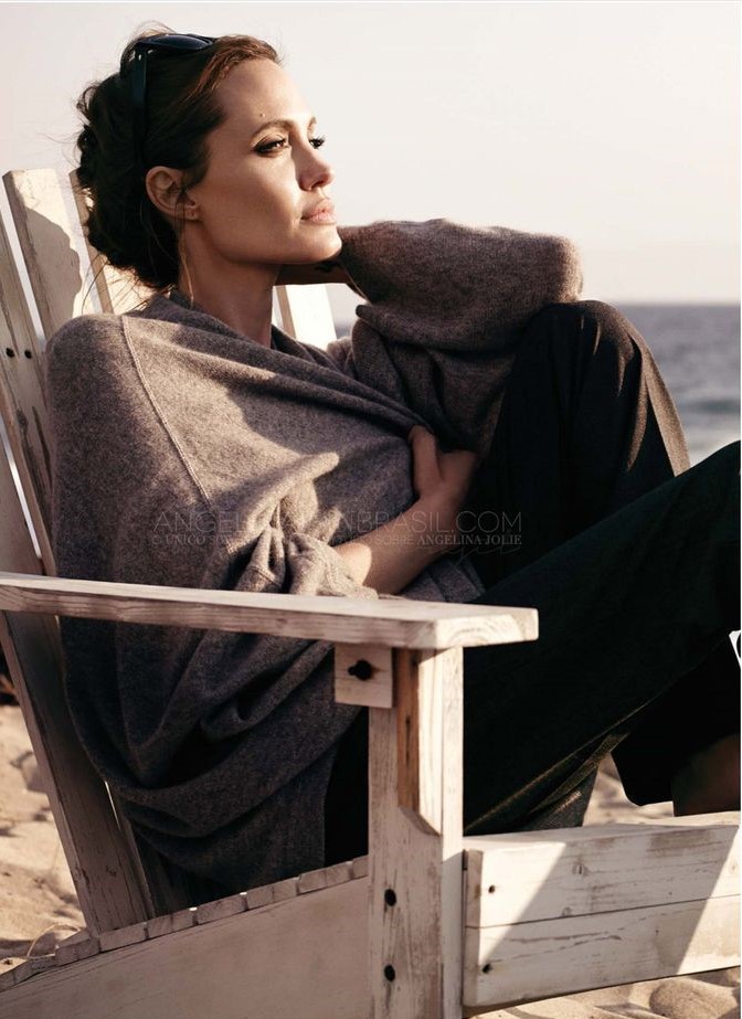 angelina jolie.jfif