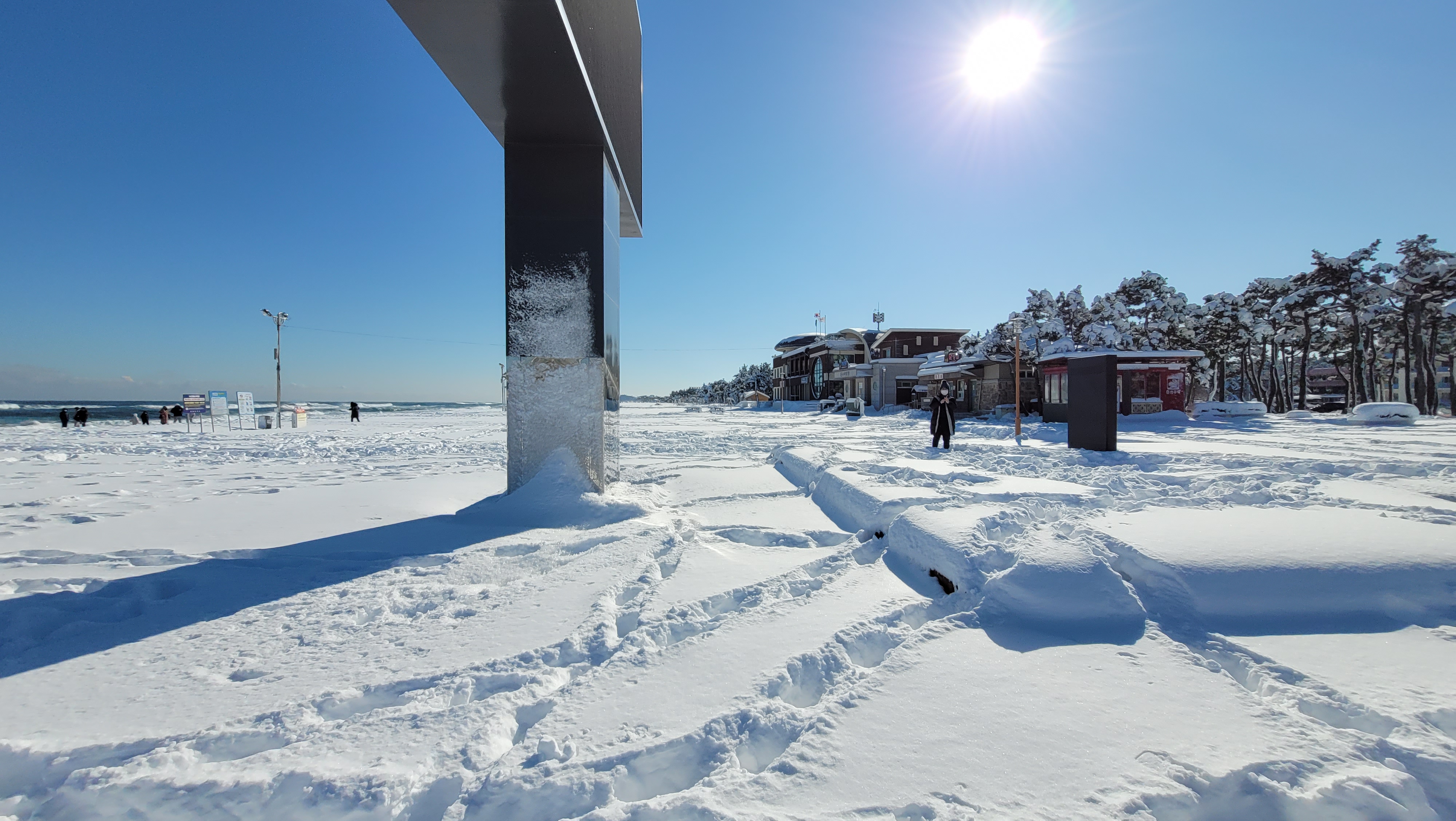 눈으로 뒤덮힌 낙산