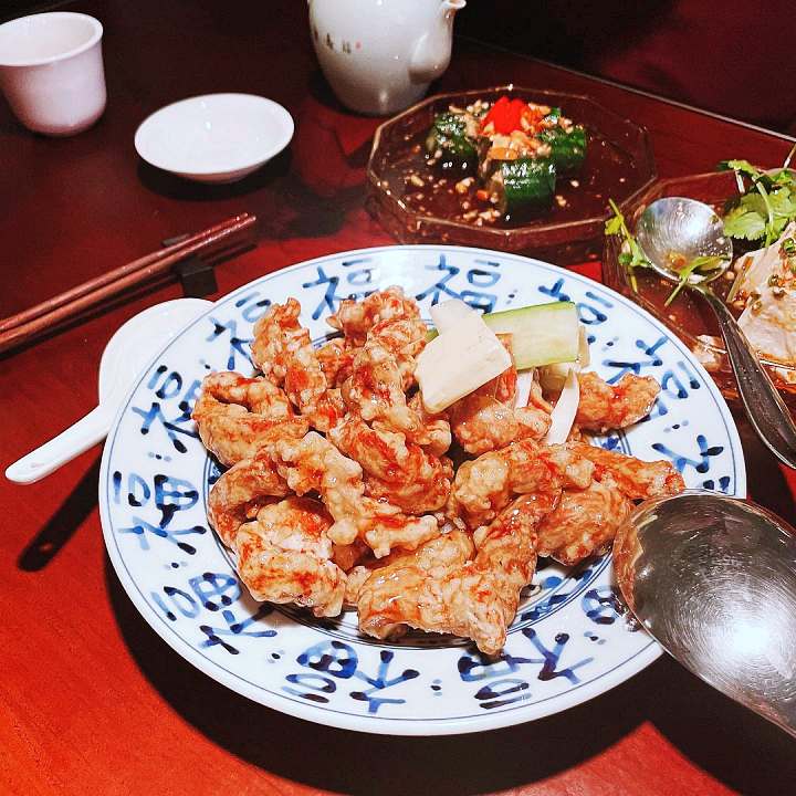 압구정 로데오 맛집 추천 생방송투데이 제철 해산물 광동 요리 정통 중식당 빵싸먹는 동파육 버터 탕수육 깐풍아귀 오늘방송 리얼 맛집