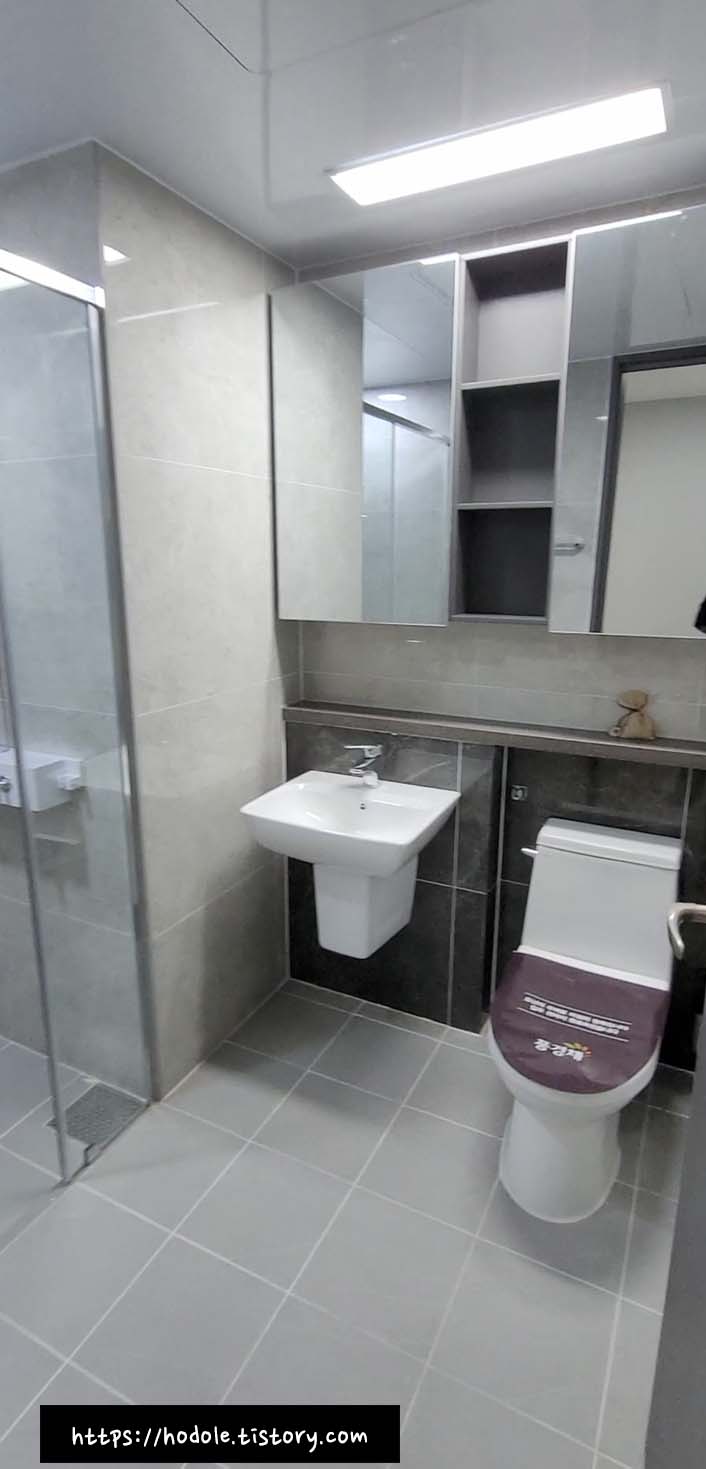 안방화장실:샤워부스