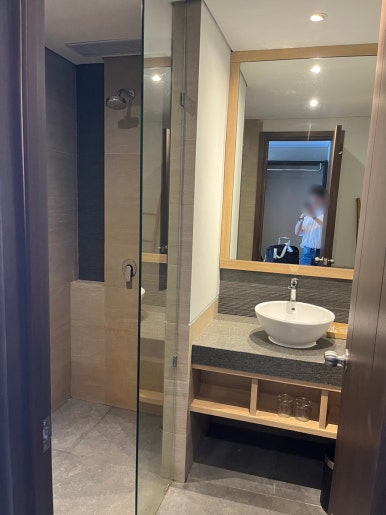 Royal Regantris Trawangan 객실 화장실