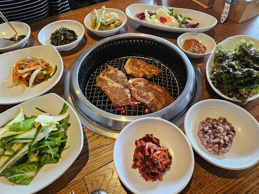 천지연 수원점 한돈 숯불양념구이