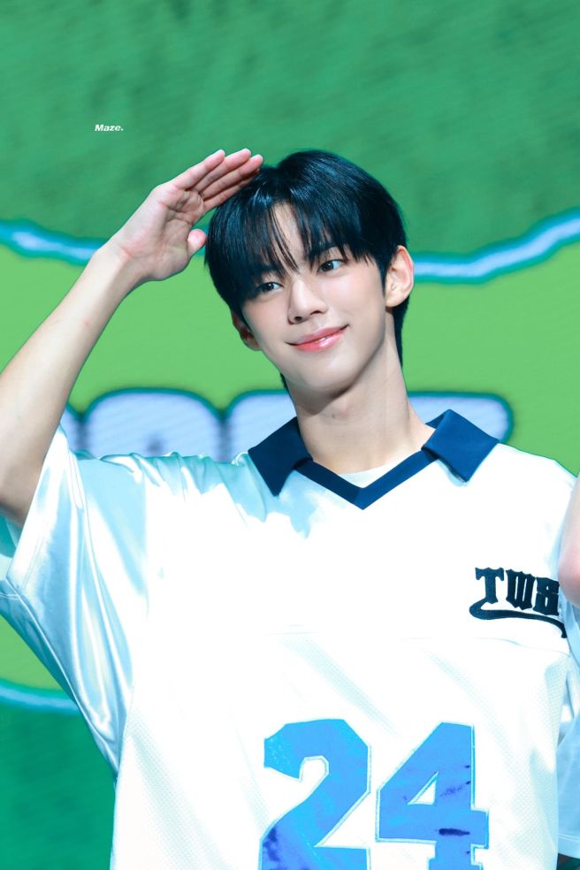 투어스 TWS