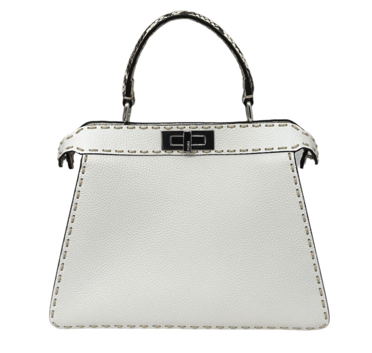 원더풀월드 김남주가방