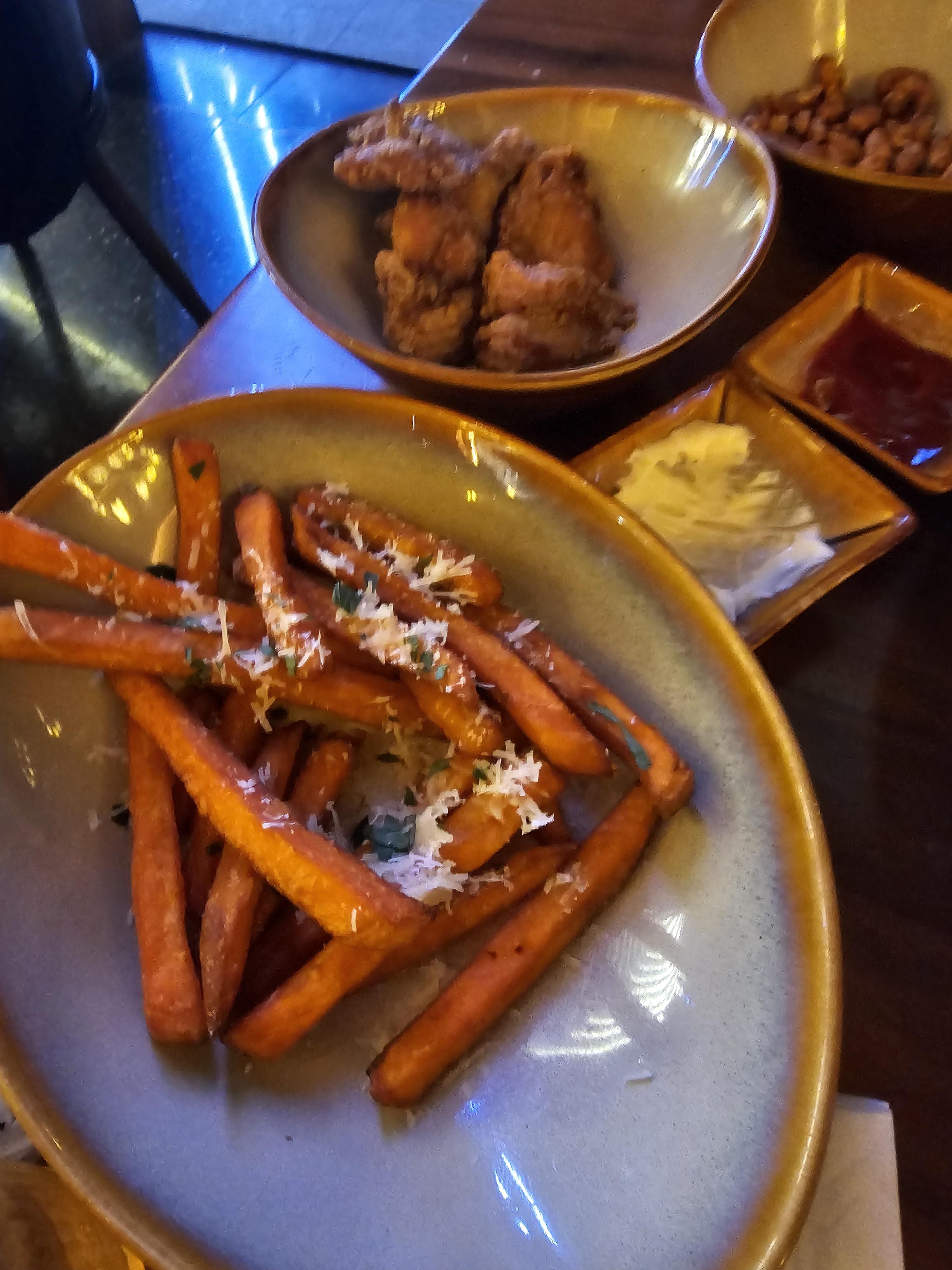 안주까지 잘 어울리는 COMMUNE