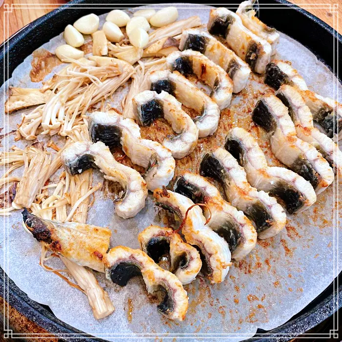 MBN 생생정보 마당 동묘역&#44; 창신동 100% 국내산 민물장어&#44; 장뇌삼&#44; 장어 숯불 구이 맛집