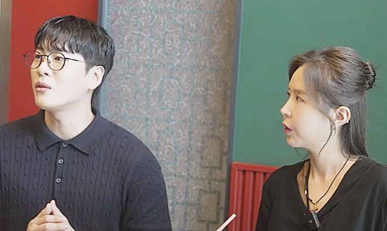 혼성-그룹-코요태의-멤버-신지-가수-문원