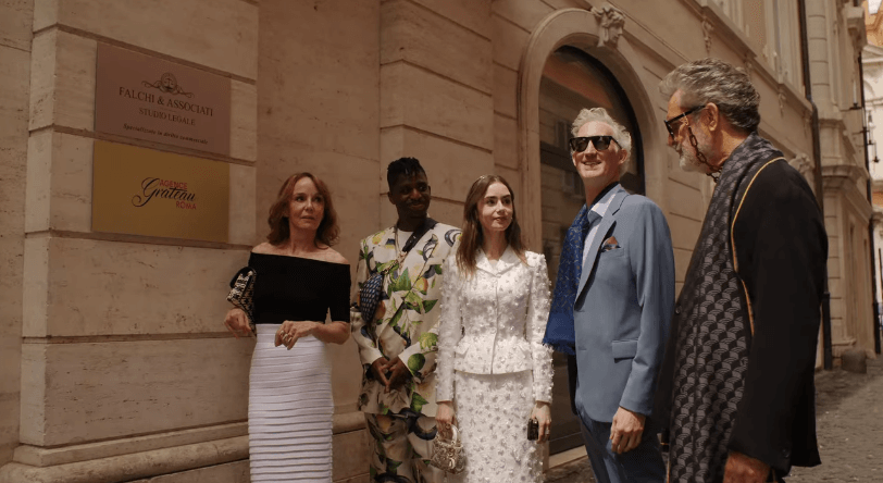 에밀리-파리에-가다-시즌4-10화