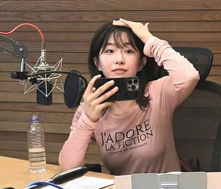 배우-윤가이