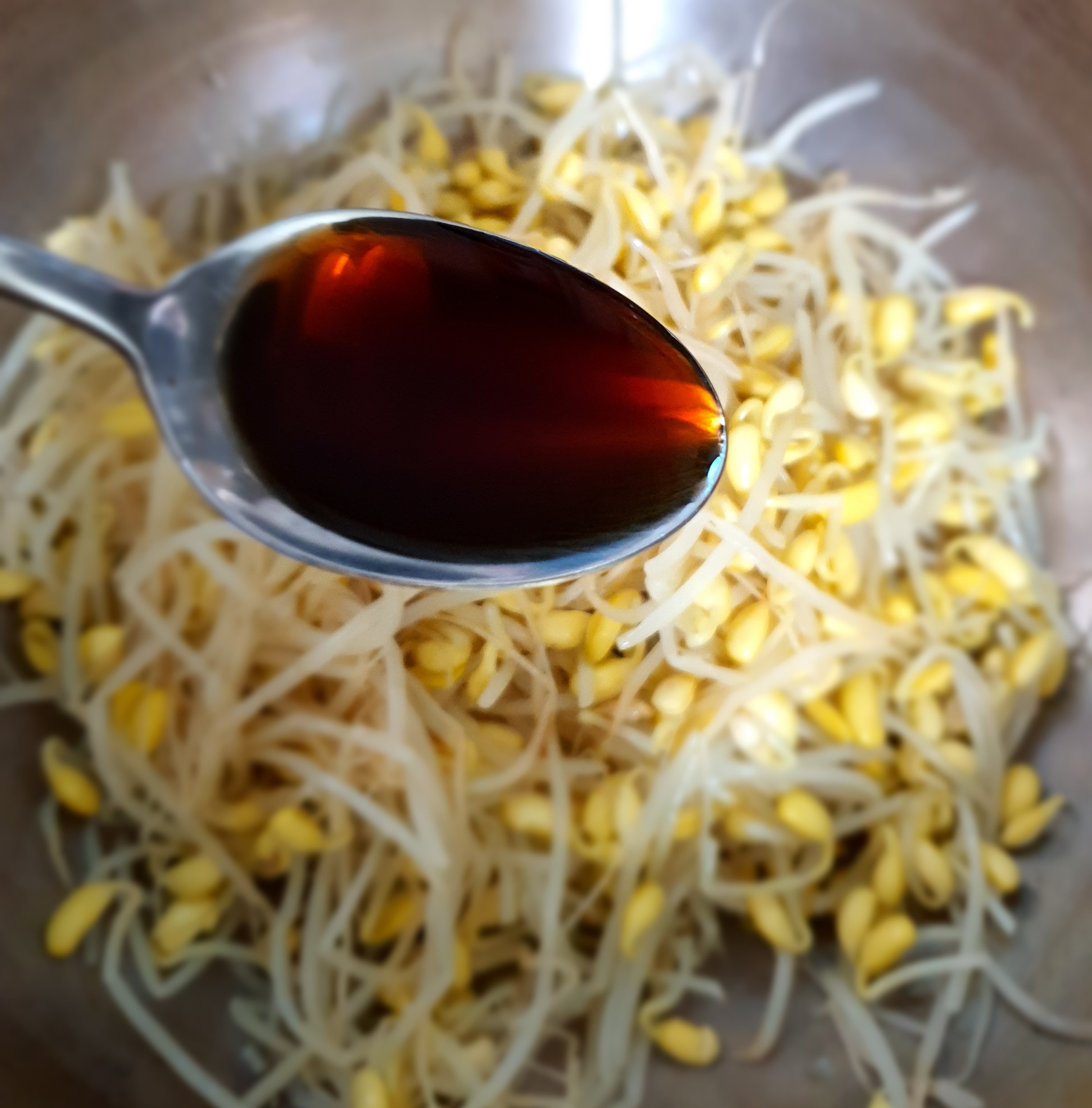 국간장으로-간을-맞춰요.