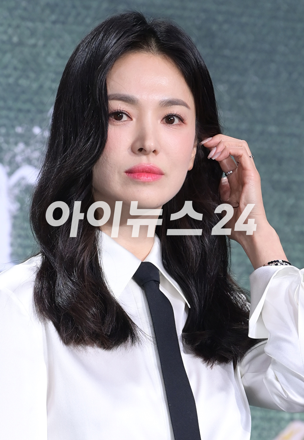 배우 송혜교가 20일 오전 서울 종로구 JW매리어트 서울에서 진행된 넷플릭스 시리즈 '더 글로리' 제작발표회에 참석하고 있다. [사진=정소희 기자]