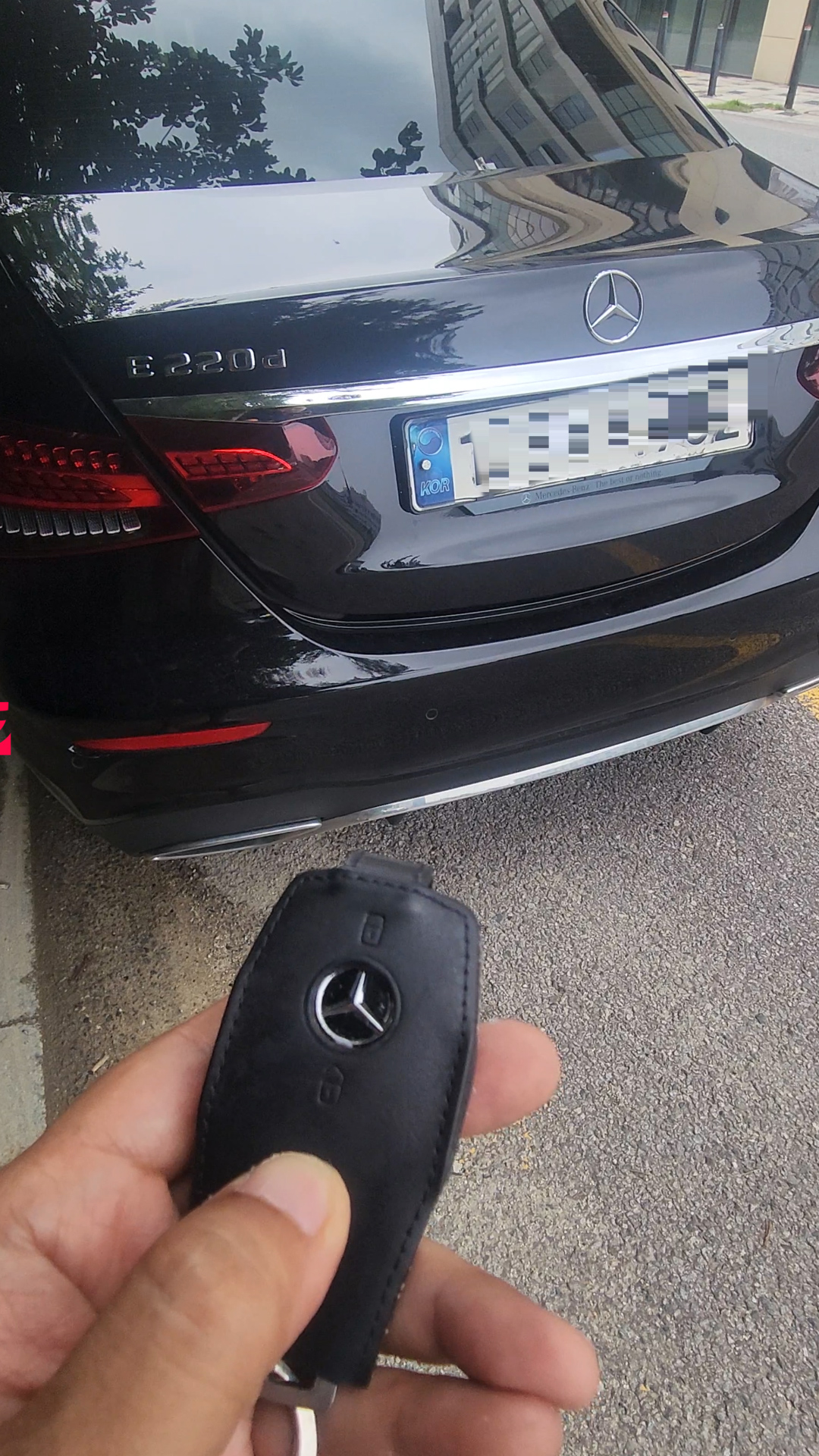 벤츠스마트키중트렁크버튼누르기