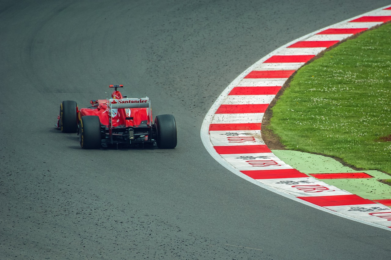 f1 트랙을 보여주는 사진입니다