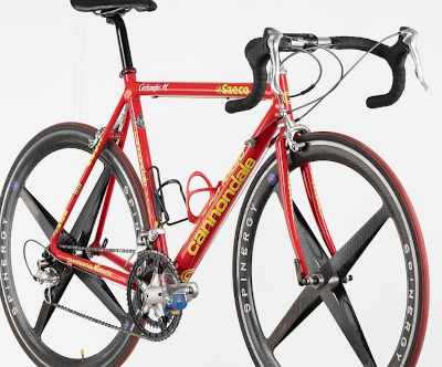 Cannondale CAAD3 Saeco 팀 모델의 빈티지 로드 자전거