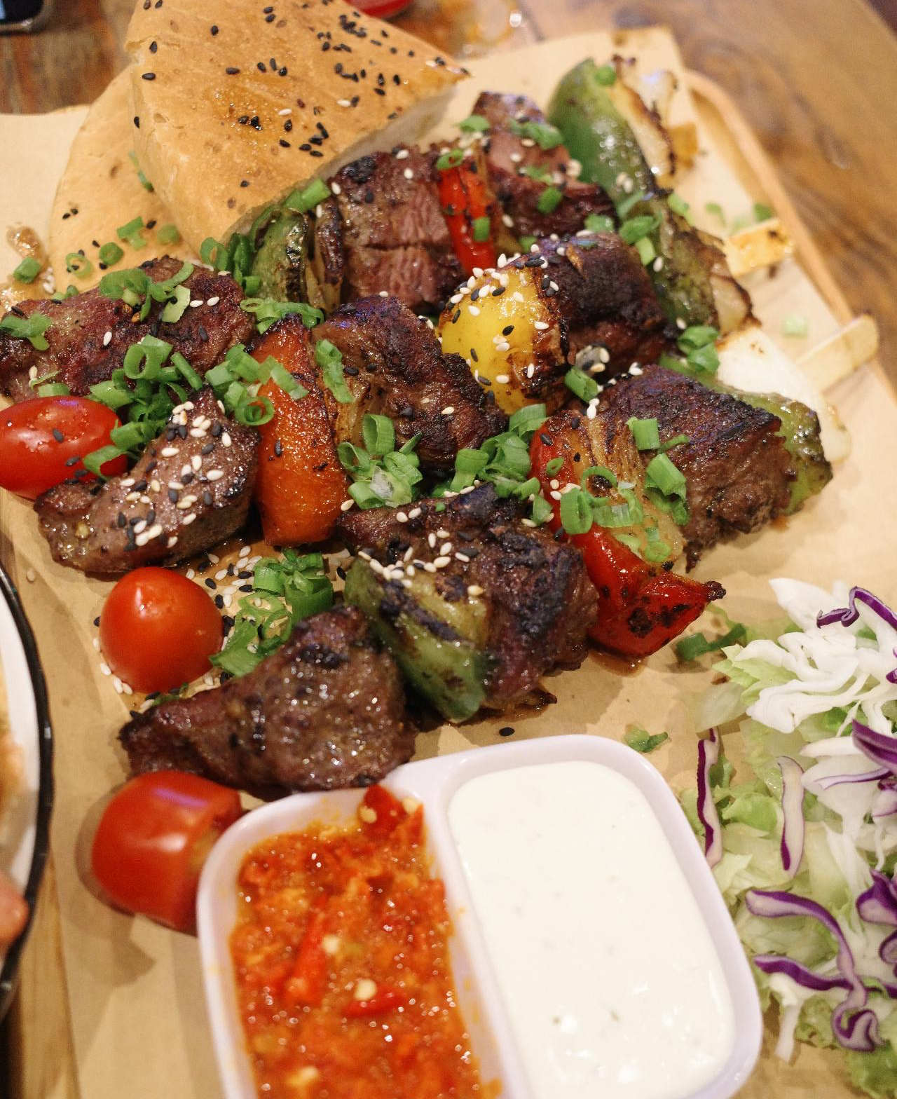 무이네 맛집 신밧드 케밥집에서 찍은 꼬치 사진