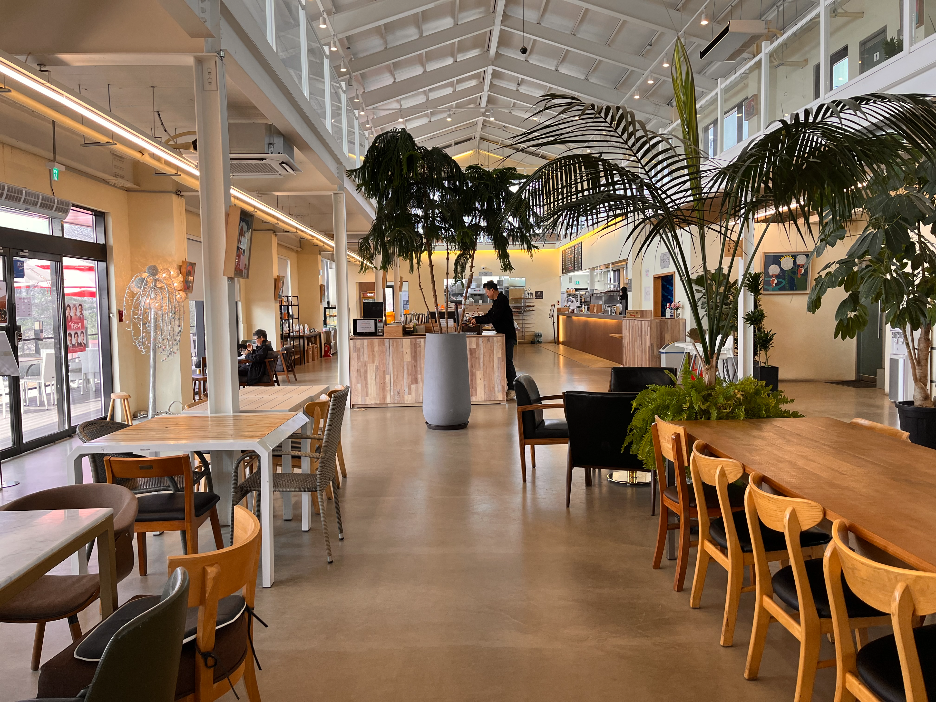 용인 대형 베이커리 카페 라미르