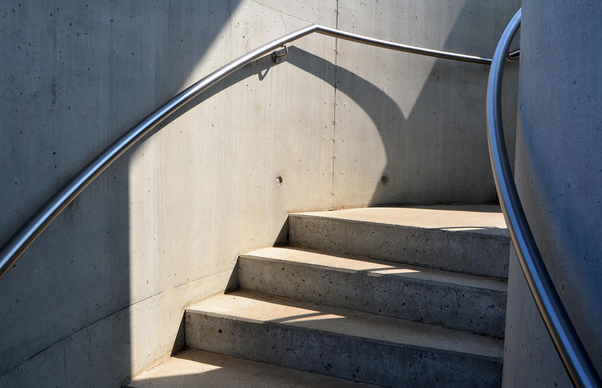 우리가 계단을 오를 때 생각하는 것들