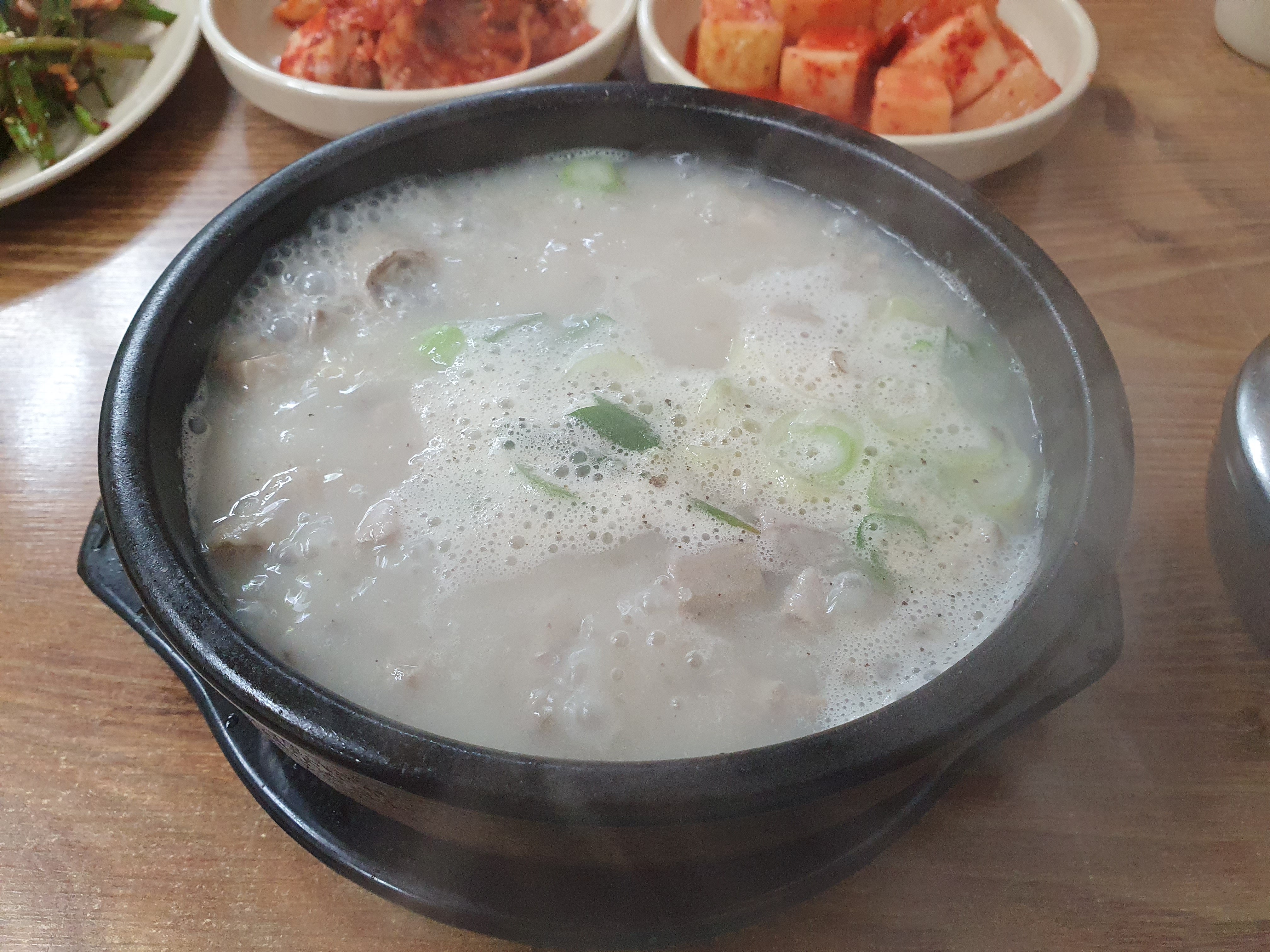 뜨끈한 순대국밥 ㅎㅎ