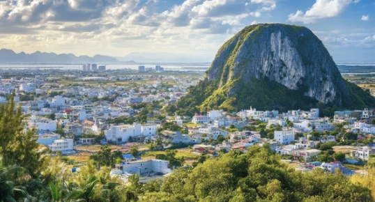 오행산 (Marble Mountains)