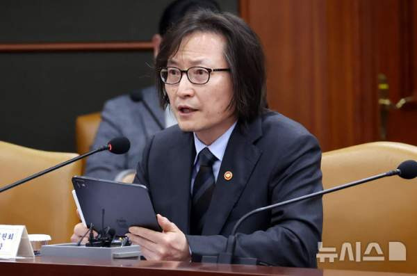 공정위 한솔제지&middot;무림 등 6개 제지사 '종이값 담합' 적발... 과징금 3383억 폭탄 및 가격 재결정 명령