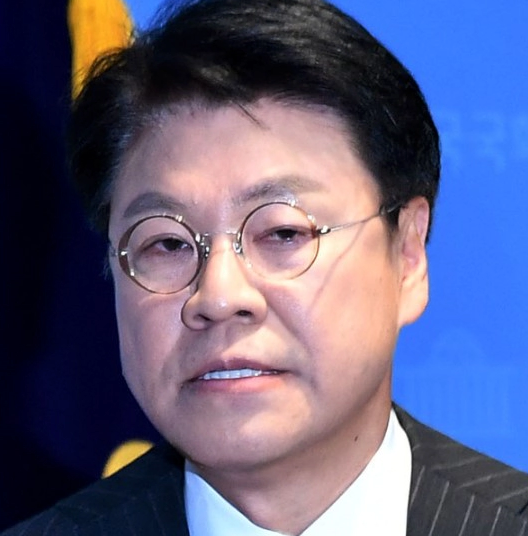 장제원 국회의원 프로필 고향 학력 지역구 아버지 형제관계 | 장제원 불출마 후폭풍