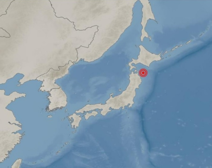 일본 아오모리현 앞바다 규모 7.6 지진