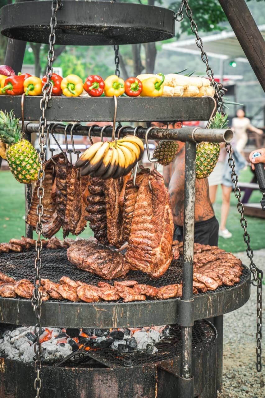 생생정보 장PD의 AI 여행기 AI 추천! 연인이 가기 좋은 가평 여행 코스 자라섬꽃페스타, 자라섬 출렁다리, 브릿지짚라인, 클럽비발디(수상레저), 다믈촌 (잣두부전골 전문)