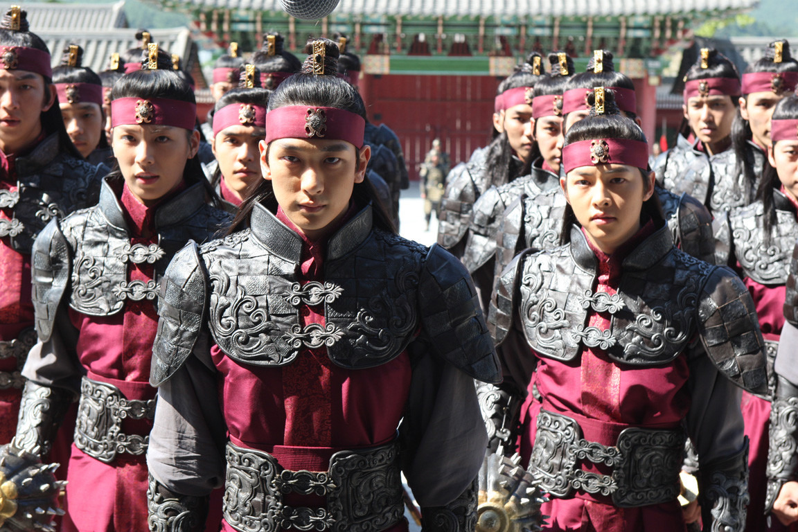 숨겨진 정체성, 위장된 충성, 그리고 뒤바뀐 운명 — ‘쌍화점’ 속 갈등의 복합 구조와 감정의 붕괴