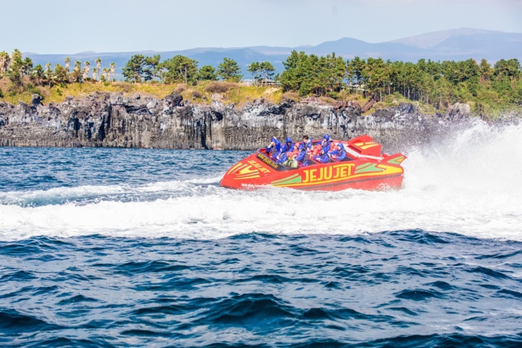 제주도 인기 수상 액티비티 + 할인예약링크 모음: 잠수함, 배낚시, 돌고래투어, 요트투어, 제트보트, 호핑투어, 스쿠버다이빙