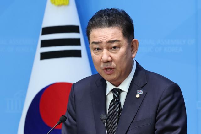 김병기 의원 프로필 : 신임 원내대표 당선, 홍장원 차장 지지, 아들 국정원 의혹까지