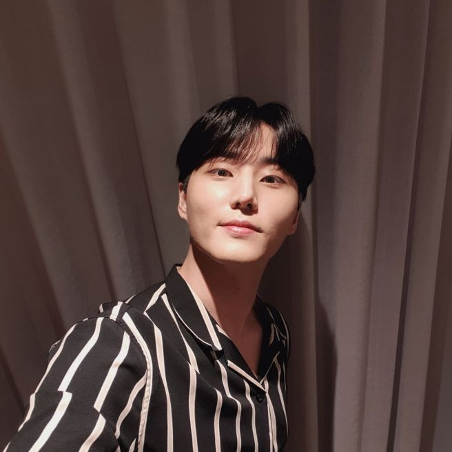 영케이 나이 프로필 학력 저작권료 최우수산 예능 육각형 아이돌 데이식스 총정리