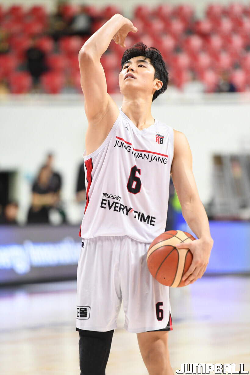 KBL 현대모비스, 정관장 제압! 6강 플레이오프 1차전 승리