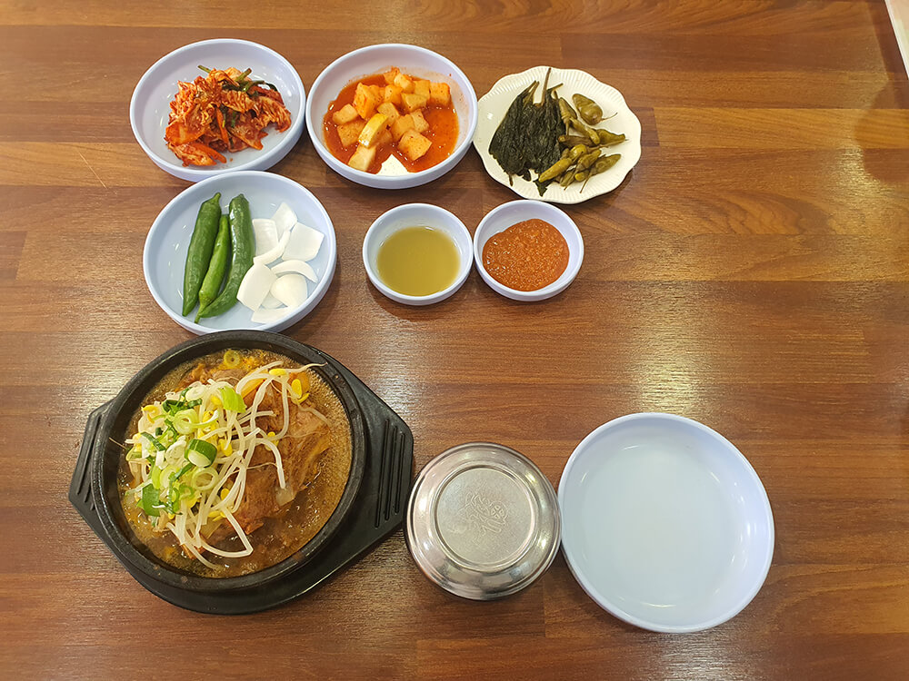 뜨끈이 뼈해장국