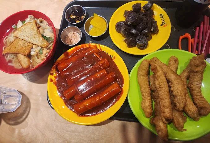 부산 40년 떡볶이집 '다리집' 본점