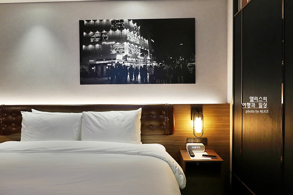 머큐어 앰배서더 서울 홍대 슈페리어 디럭스 킹베드 룸 꼼꼼 후기