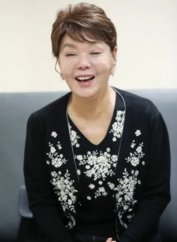 김수미